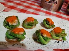 蟹黄墨鱼饼-龙桥私厨·姜花菊花过桥鱼·顺德菜(容桂店)