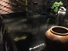 -湊湊火锅·茶憩(杭州湖滨银泰in77店)