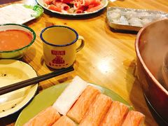 招牌生吃蟹肉-东镇老火锅(长春路首店)