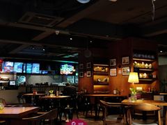 大堂-JINNS锦时 steak&pizza(浸信会礼拜堂旧址店)