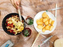 炸馒头-蓝精灵饺子店