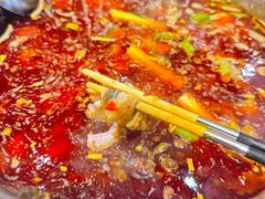 -肖肖酸萝卜鱼火锅(总店)