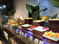 -蓝钻·国际美食海鲜自助百汇(西直门店)