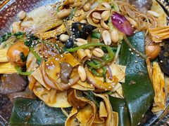 -阿上阿上麻辣香锅&麻辣烫(朝阳蓝色港湾店)