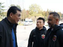 -上海根宝足球基地售票处