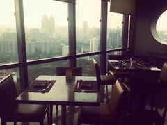 靠窗位-龙之梦万丽酒店青餐厅