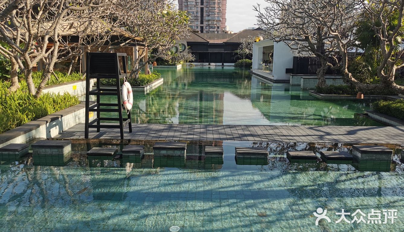 骏豪会位于台湾山庄，市中心的别墅里 环境没得说