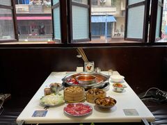 -卤校长老火锅(杨家坪直营店)