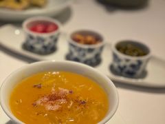 蟹粉酸汤鲟鱼-悦轩中餐厅·高空江景·杭州柏悦酒店