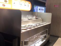 -左庭右院鲜牛肉火锅(金山万达店)
