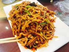 鱼香鸡丝-桃子餐厅·天津菜(红星路直营店)