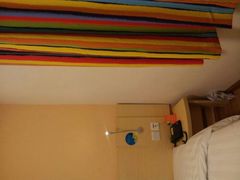 床头-7天酒店·广州天河公园地铁站店