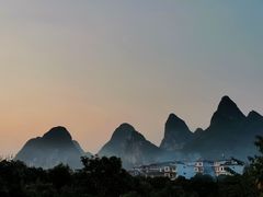 -乡巴佬鼎锅饭