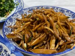 -邱记私房菜·十八年本地菜