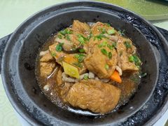 红烧豆腐煲-老字号蛇口德记烧腊饭店·海鲜加工