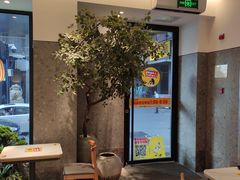 -老娘舅(吴山路店)