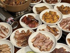 -老鼎万春卤菜(五代传承创始老店)