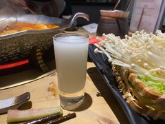 -湊湊火锅·茶憩(杭州湖滨银泰in77店)