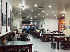 -牛一嘴·兰州牛肉面·大盘鸡(财富中心店)