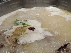 -佬土鹅肠火锅(扬中步行街店)