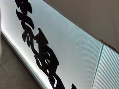 -荒岛实景沉浸密室(江汉路1店)