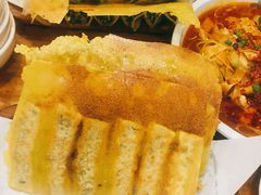 -宣海荣锅贴大王·陕味小吃集(钟楼店)