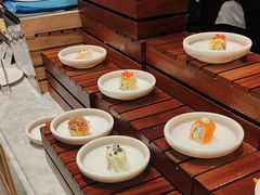 -川骄海鲜自助(王府井奥莱UP TOWN店原世界之花店)