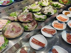-罗二娘·鲜切牛自助火锅(罗湖东门步行街店)
