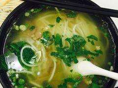 鸡汤牛肉米线-潼十三肉夹馍(东单店)