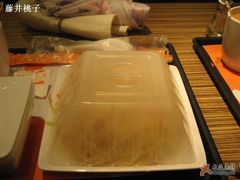 端上来的时候都是罩住的，赞贴心-大快活(罗湖商业城分店)