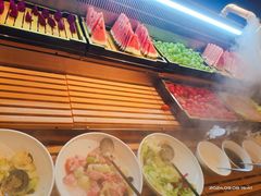 -牛YO寿喜烧·铁板烧和牛火锅自助(市府恒隆店)