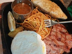 -半秋山西餐厅(襄阳万达店)