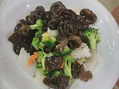 -添福来墨鱼饺子 · 海鲜东北菜(大连星海·黄浦路店)