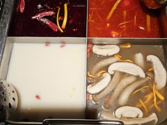 -海底捞火锅鲜切牛肉主题店(长寿路店)
