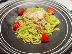 坚果青酱鸡柳意大利面-新贝乐意大利餐厅(苏州中心店)