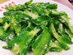 -新鸿港水果市场