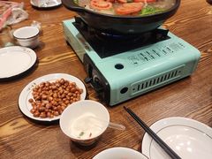 -乡土特色.冷锅鱼.牦牛肉汤锅