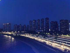 -南京眼步行桥