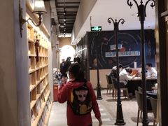 -百新书局(尚悦湾店)
