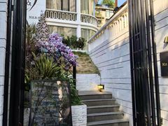 -Mark&Mars Restaurant