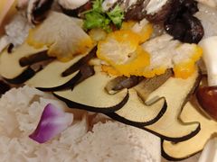-老牌坊云南鱼豆花火锅(哈西万达店)