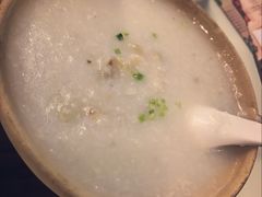 -新大咀港式茶餐厅(宝山万达店)
