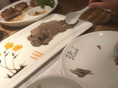 -胡桃里音乐餐厅(陶溪川店)(川湘赣菜·世界百大酒庄直供红酒·音乐表演)