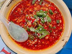 -马路边边串串香(苗栗路店)