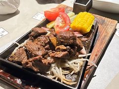 -穹六人间 people 6(岳阳路店)