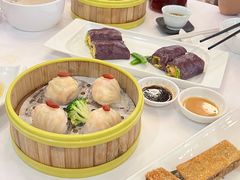 -东豪园林海鲜酒家(南港路辅路店)