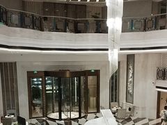 -浅深(世茂滨江精品店)