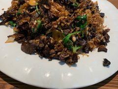 酸菜炒猪肺-五谷粮煎饼卷大葱(景星店)