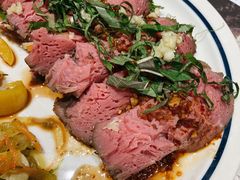 椒麻酱汁烤牛肉水牛芝士卷-娜娜家·Nana's restaurant(国金汇店)