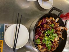 -胡须佬鸡煲四季火锅店(石厦西村直营店)